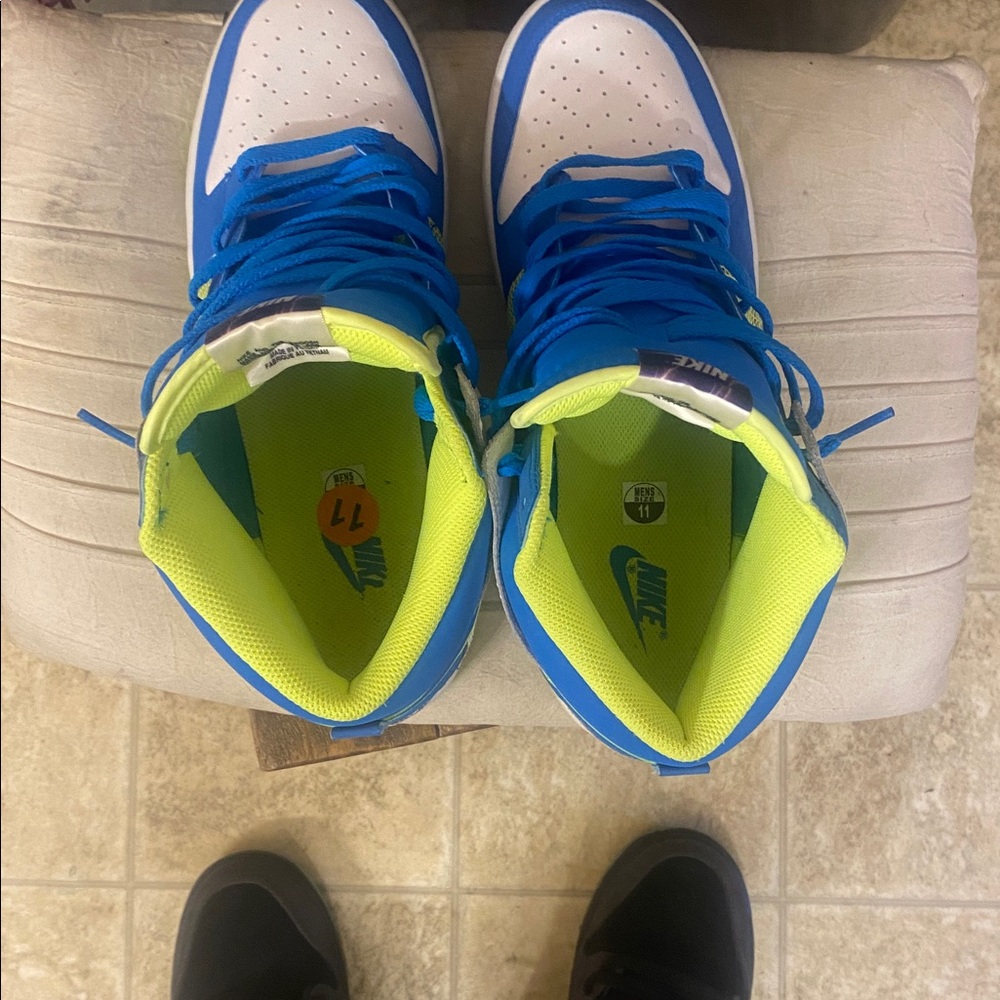 Nike Blue and Neon Yellow High-Top Sneakers - Picture 3 of 8